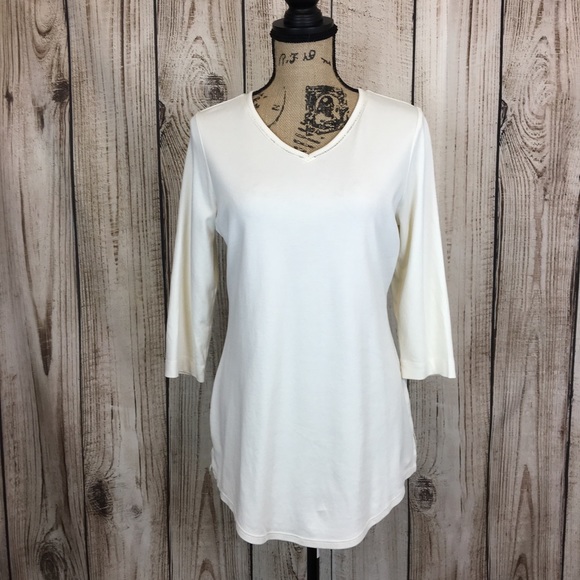 C. Wonder Tops - 🍄3/$18🍄 NWOT C. Wonder Ivory V-neck Top Blouse M